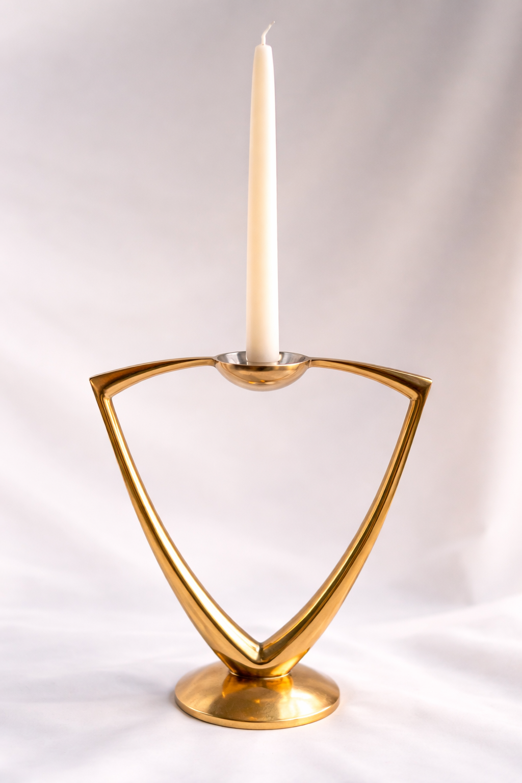 Lyra Candlestick